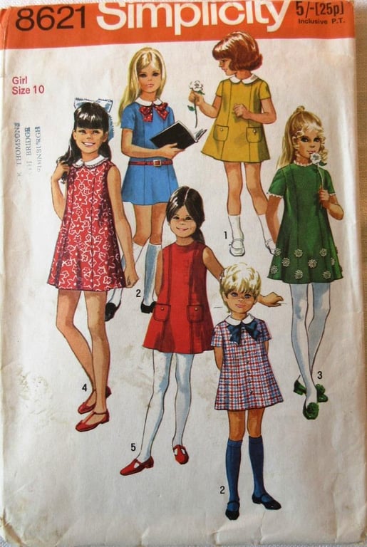 A vintage sewing pattern for a girl's dress in size 10 (Simplicity 8621)