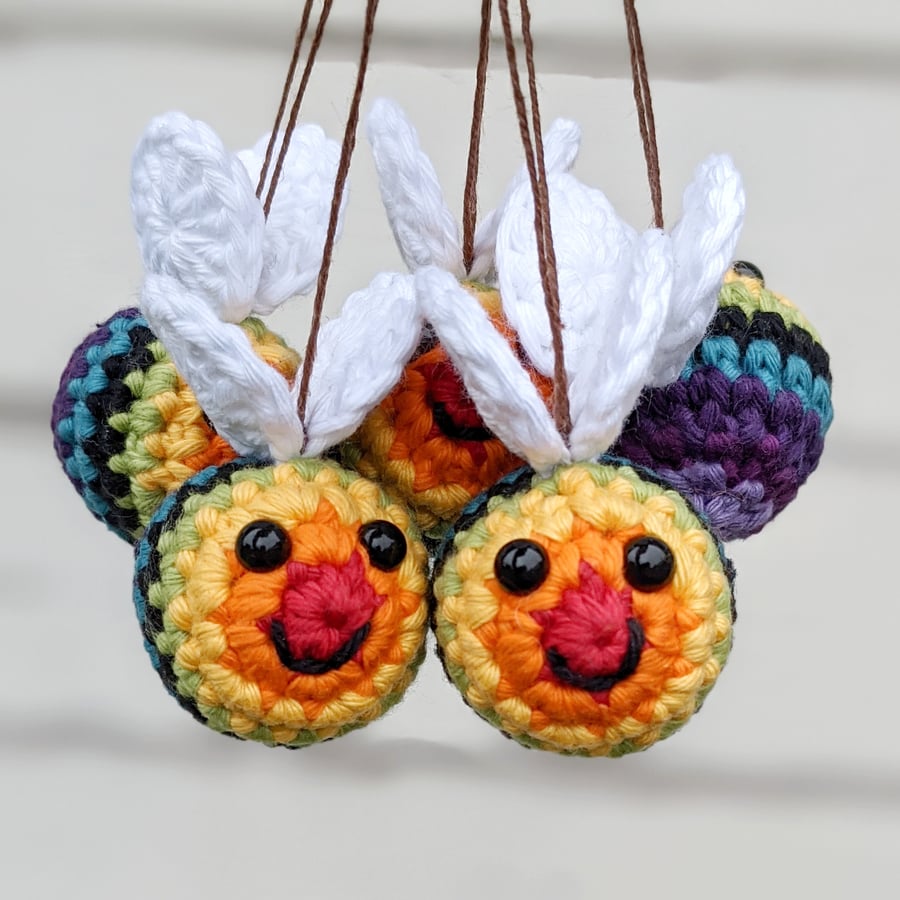 Rainbow Happy Crochet Bee 