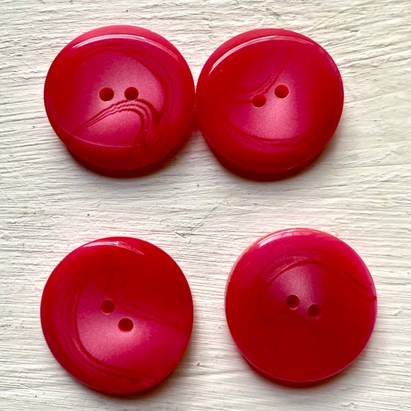2cm 2 hole flat bright pink buttons