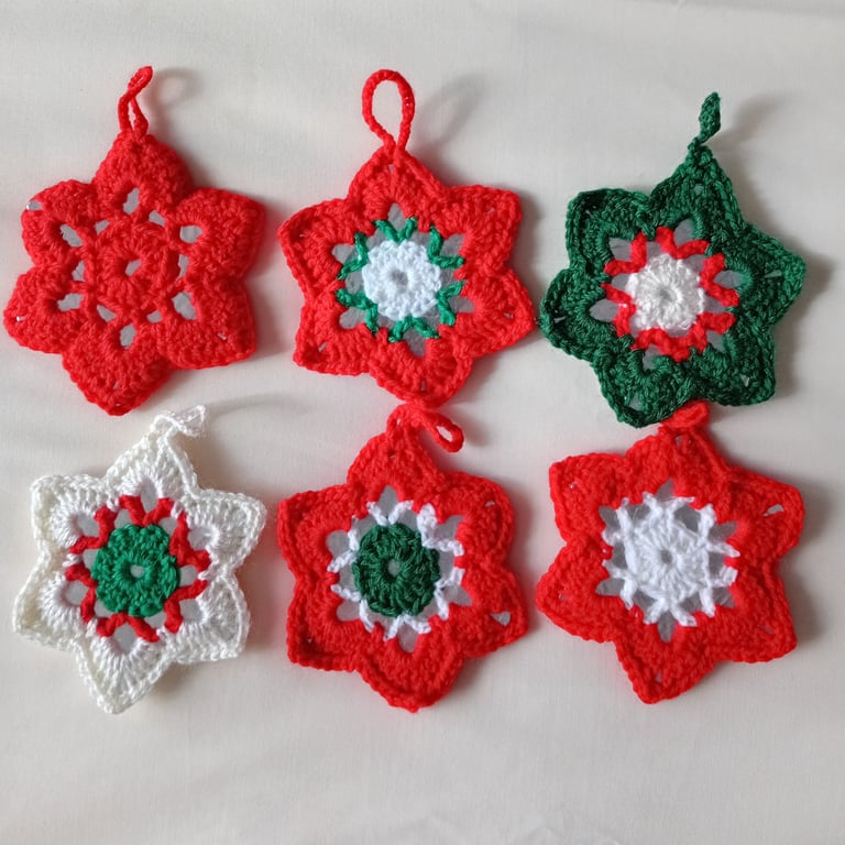 Christmas tree decorations Crochet stars, with a shine, sold singly or set of 6.