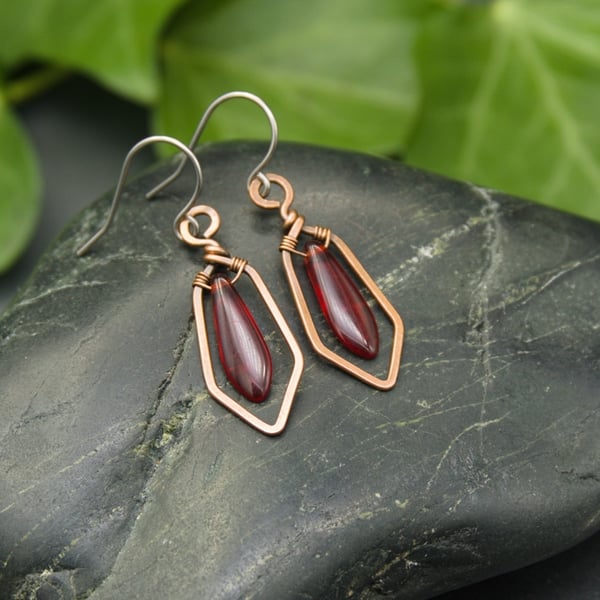 SALE - Hammered Copper Wire Earrings with Red Dagger Beads
