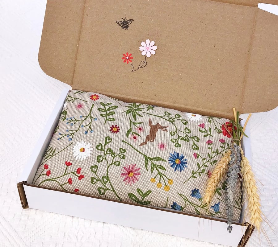 Wheat Bag 50cm Woodland Flowers Linen fabric Gift Set Beige fleece reverse