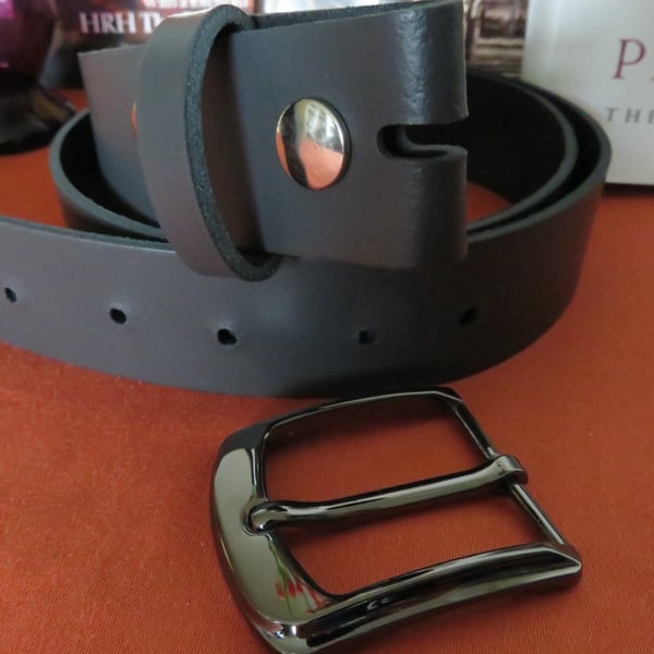 Fit your best buckle on this real gray leather belt 1.5" width large