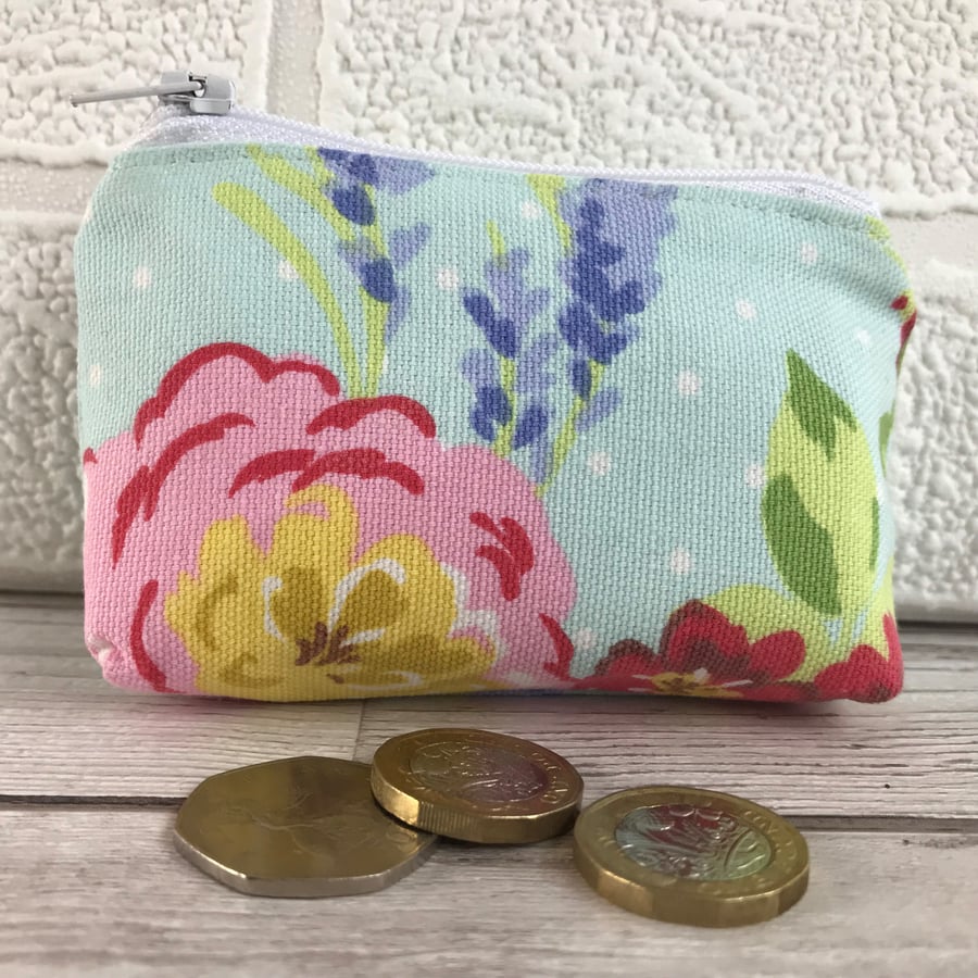 Small purse, coin purse in pale blue with lavender and pink and red flowers