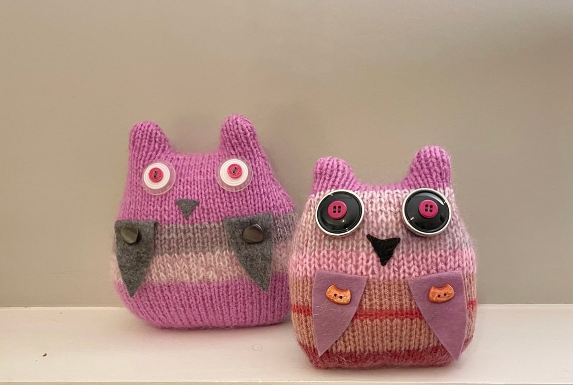 Pink mohair owl decoration 