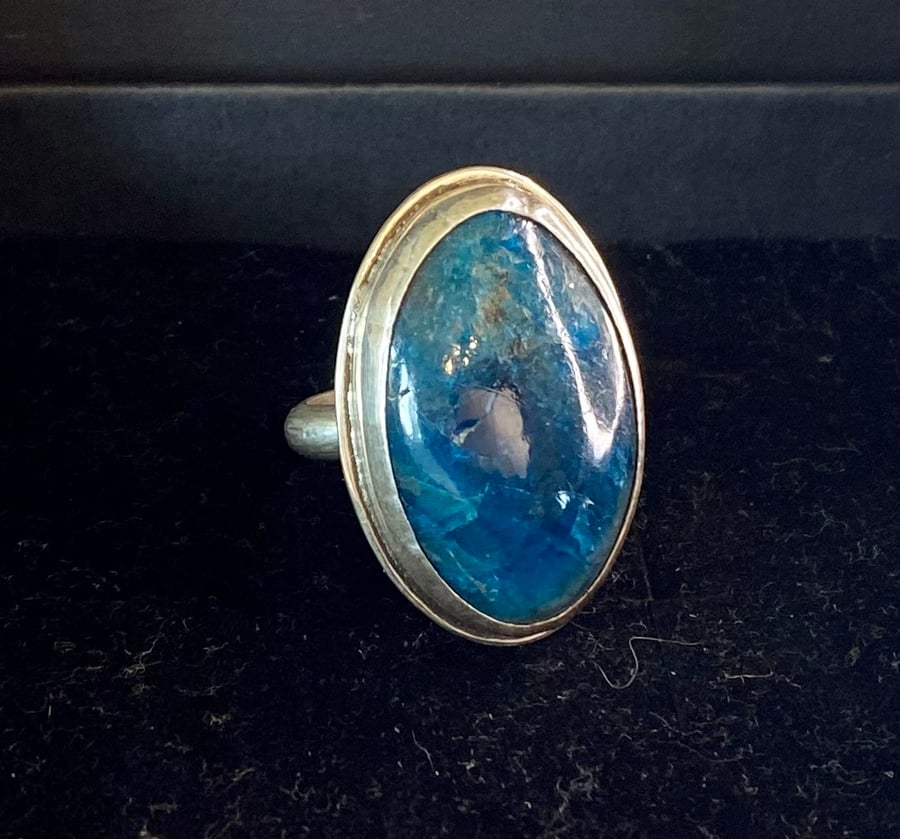 Large Apatite ring