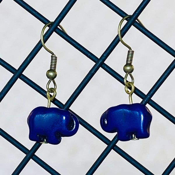 Purple elephant earrings 