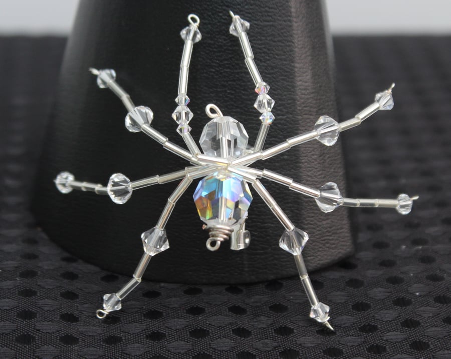 Spider charm crystal brooch