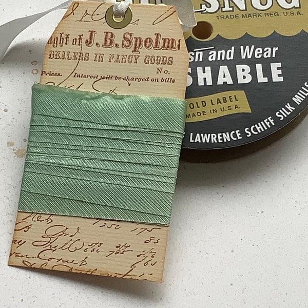 VINTAGE style  ribbon  . 4yds. ( silky seam binding) ' Peppermint Tea' . Green.