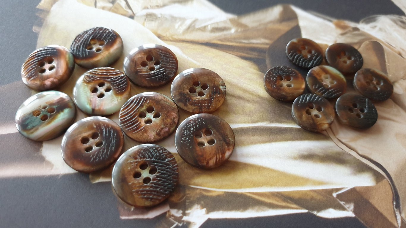 15mm & 21mm Suit Jacket buttons Brown mix (Matching)