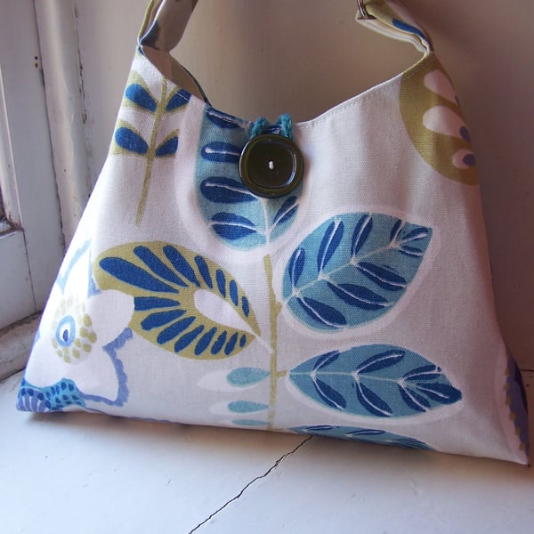 Leaf print textile shoulder bag, fully lined