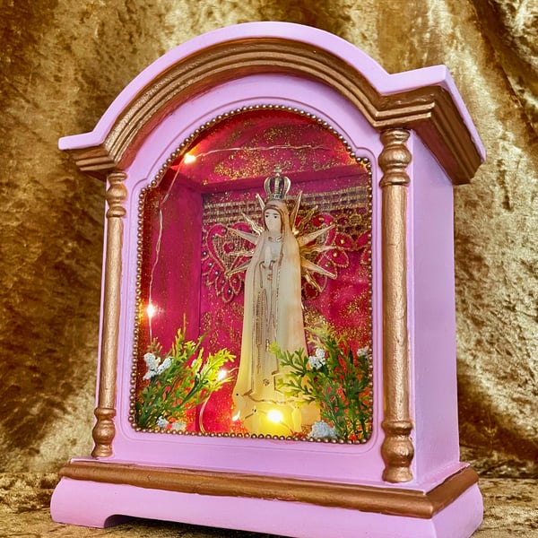 Pink Handmade Kitsch Virgin Mary Light Up Shrine