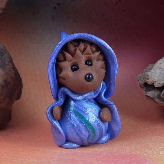 High'n'Over Hedgehog 'Hettie' OOAK Sculpt by Ann Galvin
