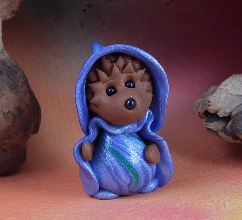 High'n'Over Hedgehog 'Hettie' OOAK Sculpt by Ann Galvin