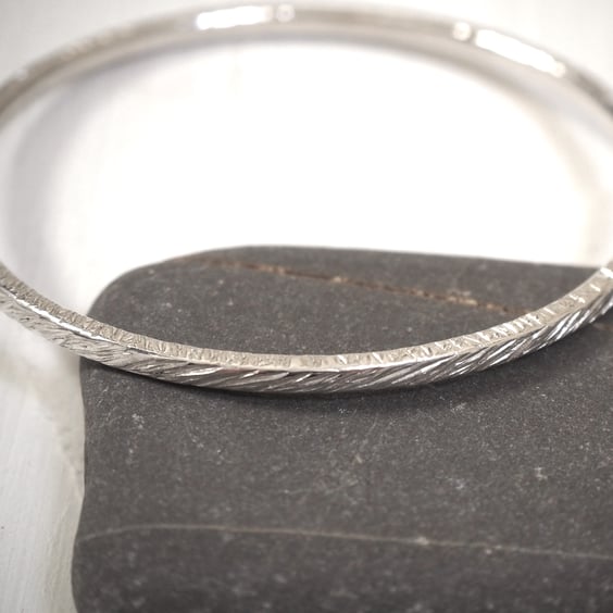 Hallmarked solid silver bangle bracelet, round silver bangle, Eco-friendly