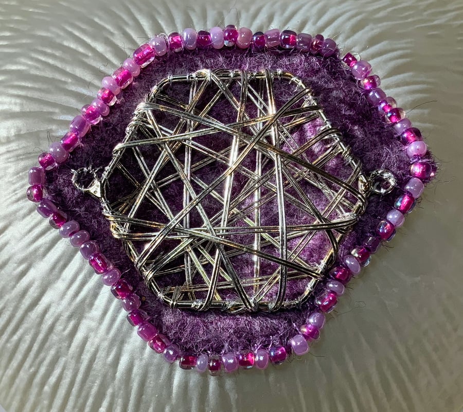 Wool & Wire Pendant Brooch.