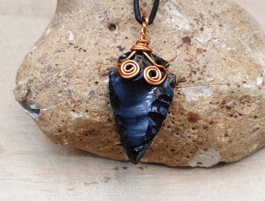 Mens Obsidian Arrowhead necklace. Unisex Copper Wire wrapped pendant