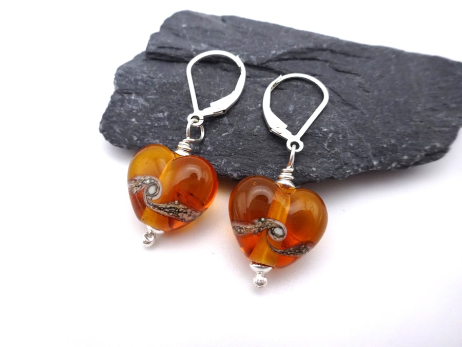 amber heart lampwork glass earrings 
