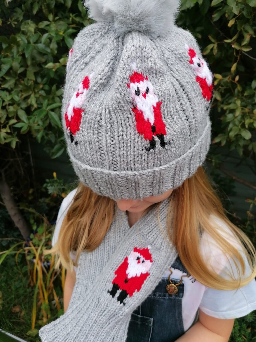 Knitting Pattern - Santa Hat and Scarf.  Digital Knitting Pattern