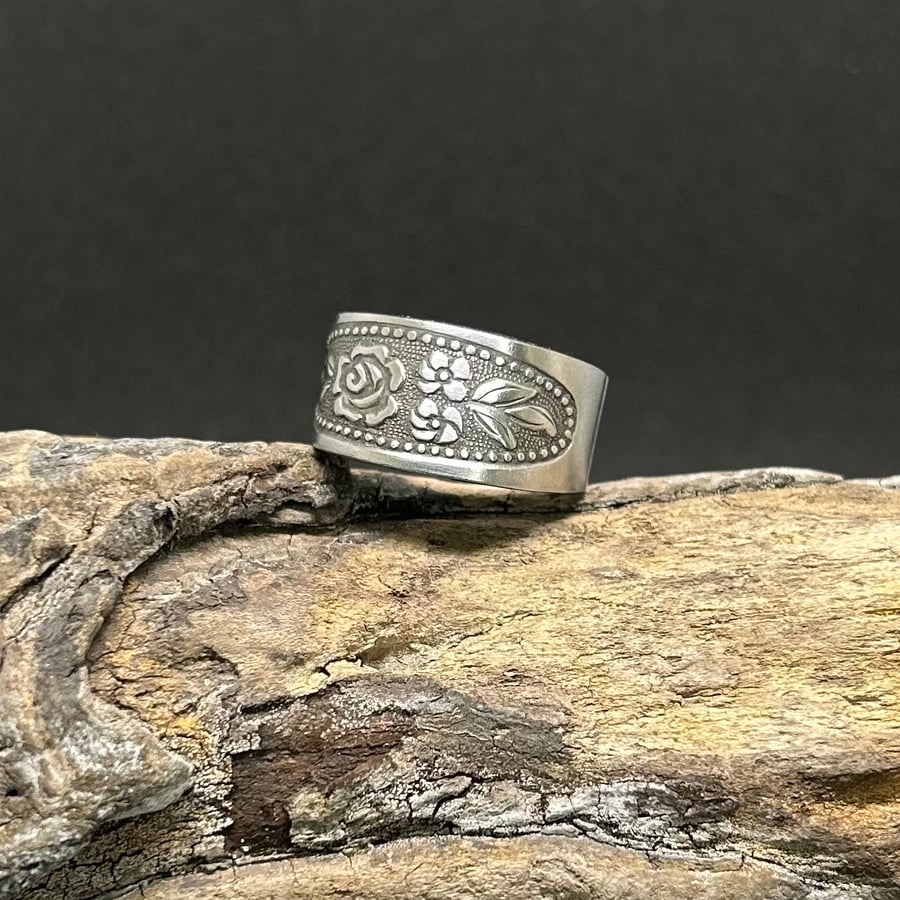 Handmade Floral Spoon Ring – Vintage Upcycled Jewellery - UK Size R