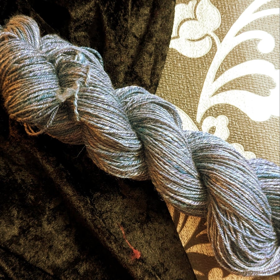 Glacier Perito Moreno hand spun yarn – wool and bamboo blend - 210 yards