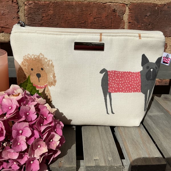 Woofy Dogs Zip Pouch