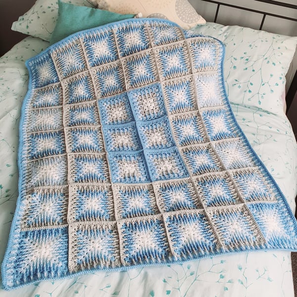 Blue tones patchwork blanket, crochet 