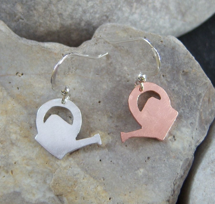 Watering can earrings in sterling silver and copper