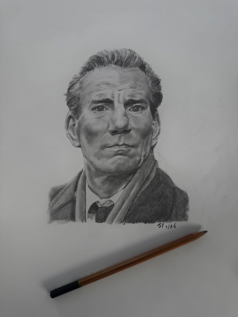 Pete Postlethwaite