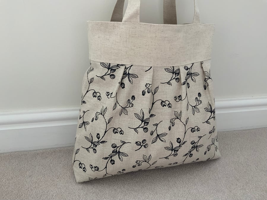 Beautiful Pleated Tote Bag, Patterned Fabric, Linen, Hand Bag