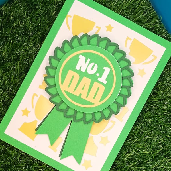 Fathers Card with detachable pin badge