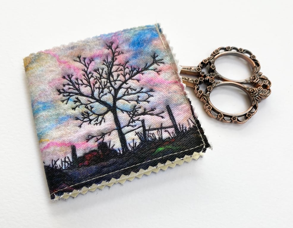 Sunset tree countryside sewing needle and pins case.