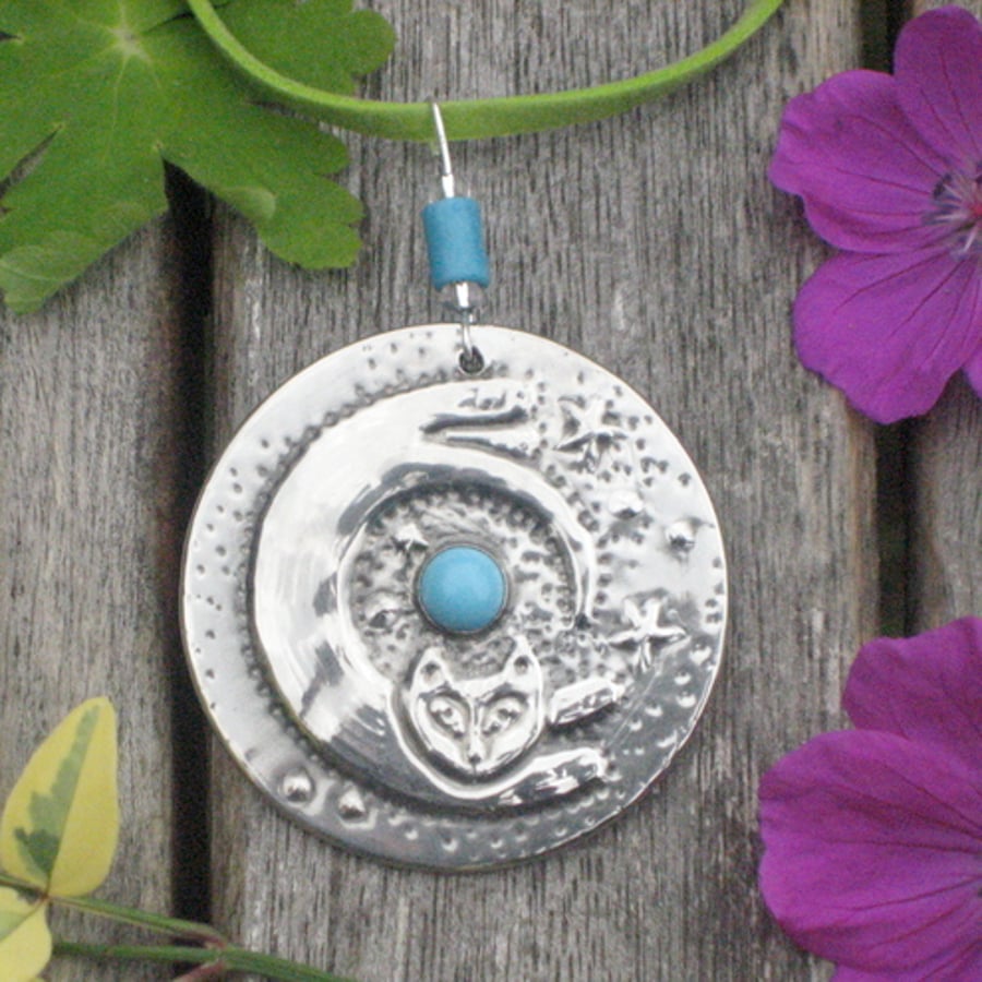 Pewter Cat Pendant with Turquoise