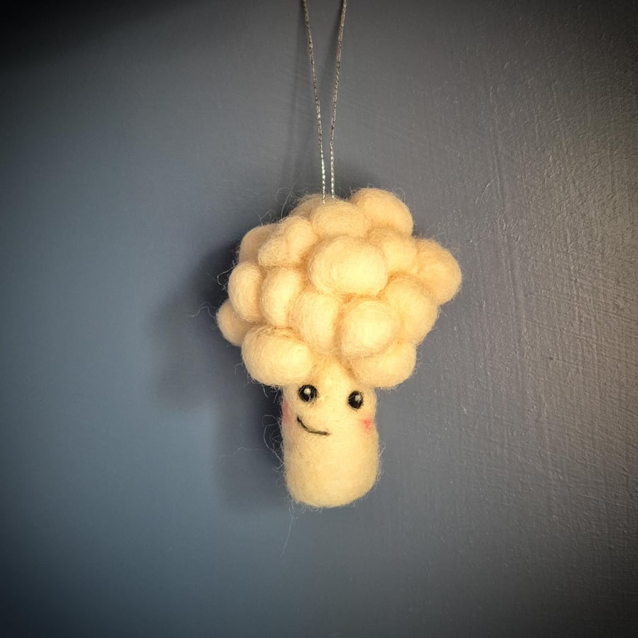 Needle Felted Cauliflower Christmas Ornament: Vegan Bauble