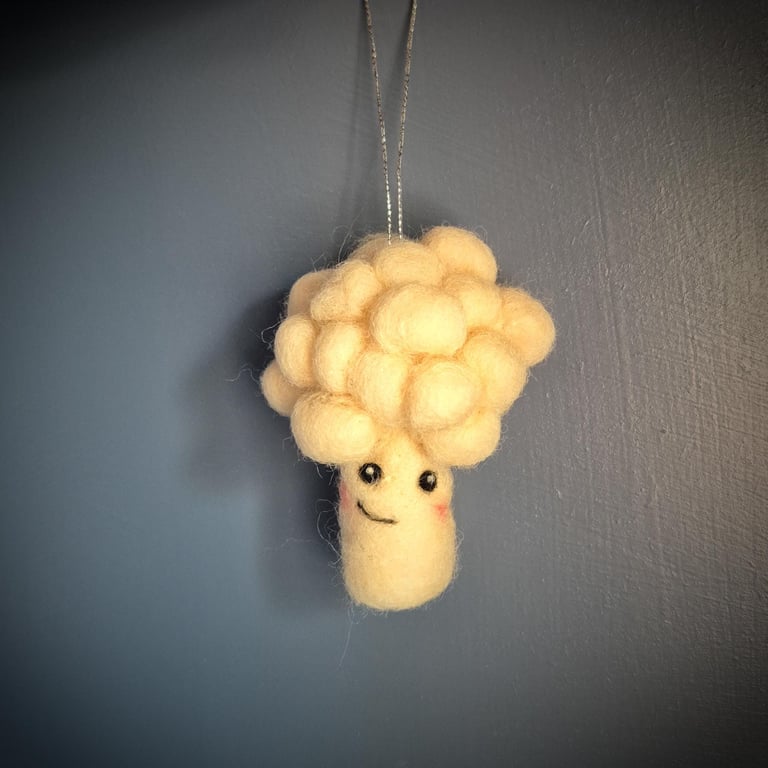 Needle Felted Cauliflower Christmas Ornament: Vegan Bauble