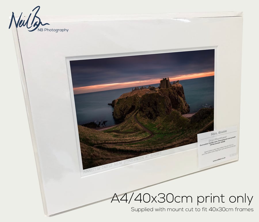 Dunnottar Castle Stonehaven Scotland - A4 (40x30cm) Unframed Print