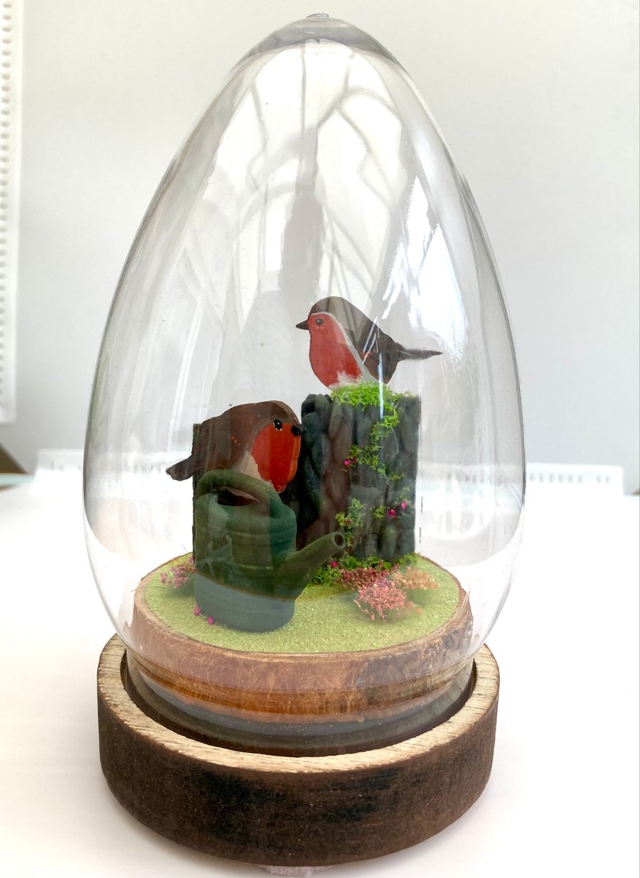 Robin diorama bell jar ornament 