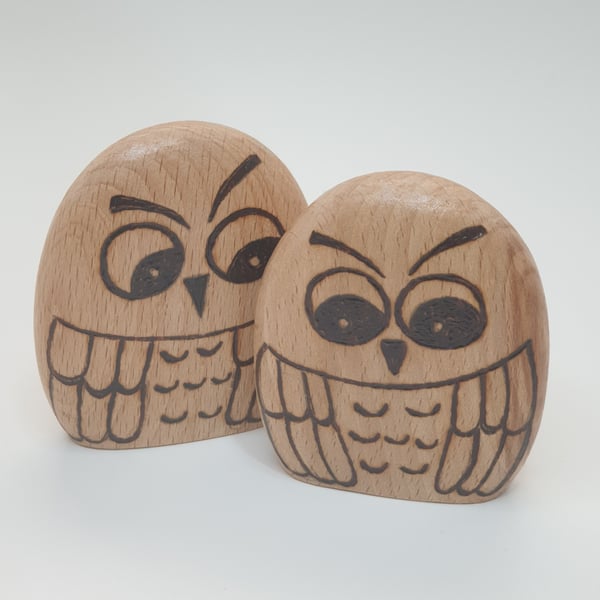 Owls, pyrography gift, wooden owl decorations