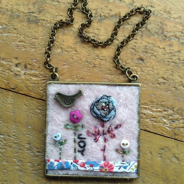 Felt hanging decoration