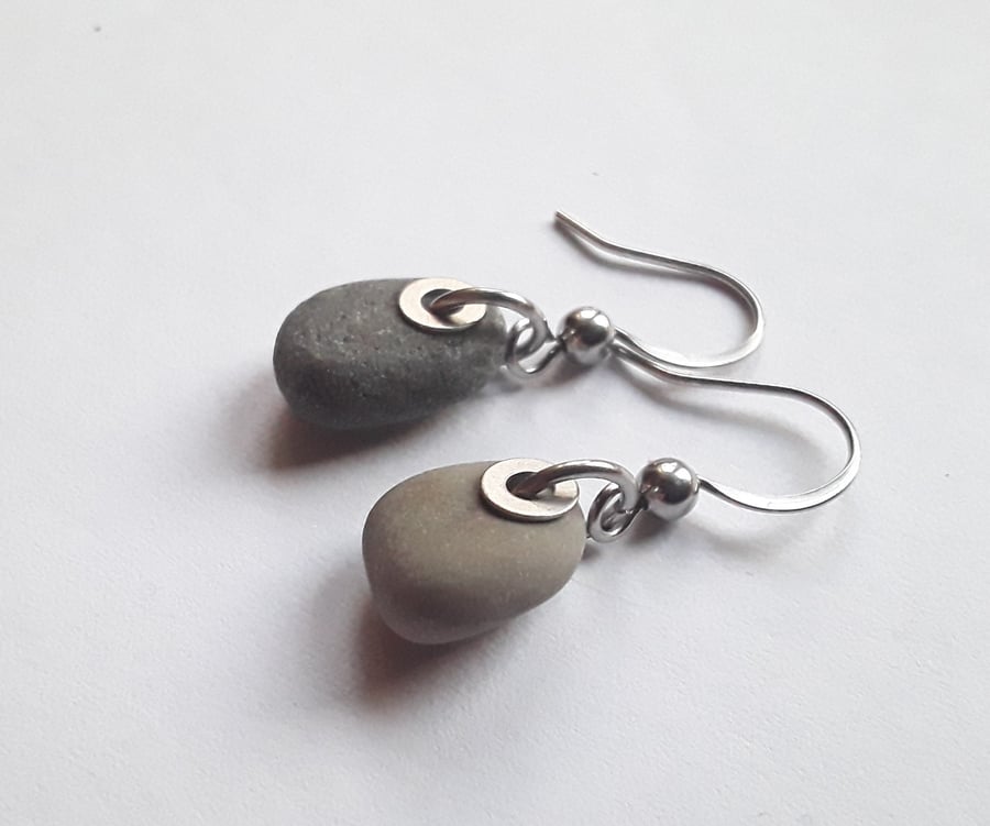 Grey Pebble Earrings