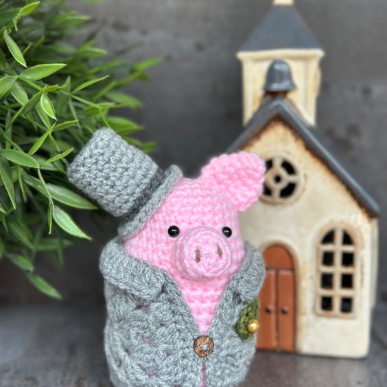 Finlay The Groom Piggy in a Blanket