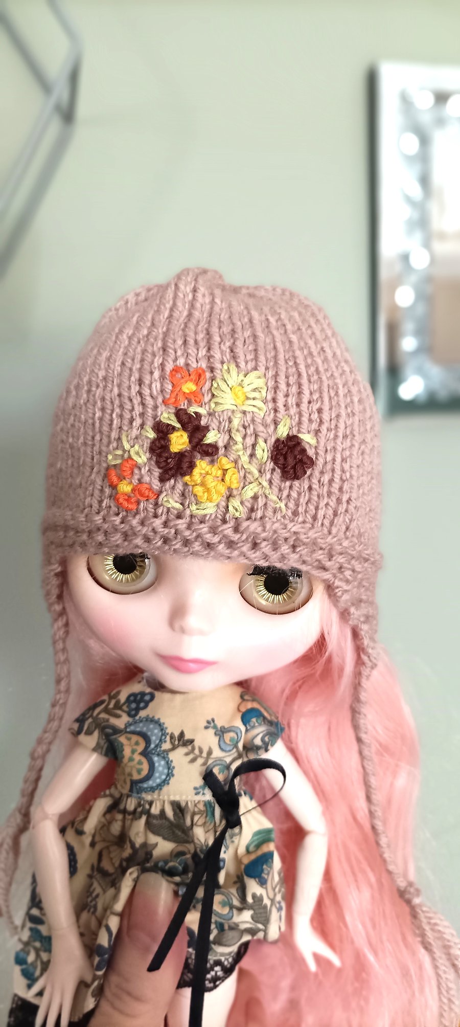 Dolls Hat, Embroidered Collectable Dolls Hat