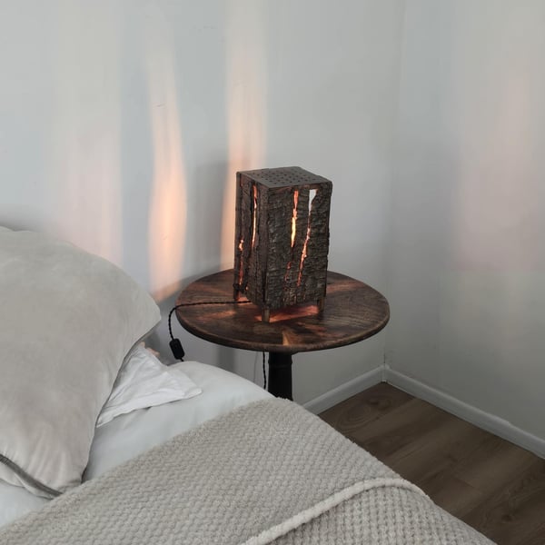 Soft Glow Tree Bark Bedside lamp