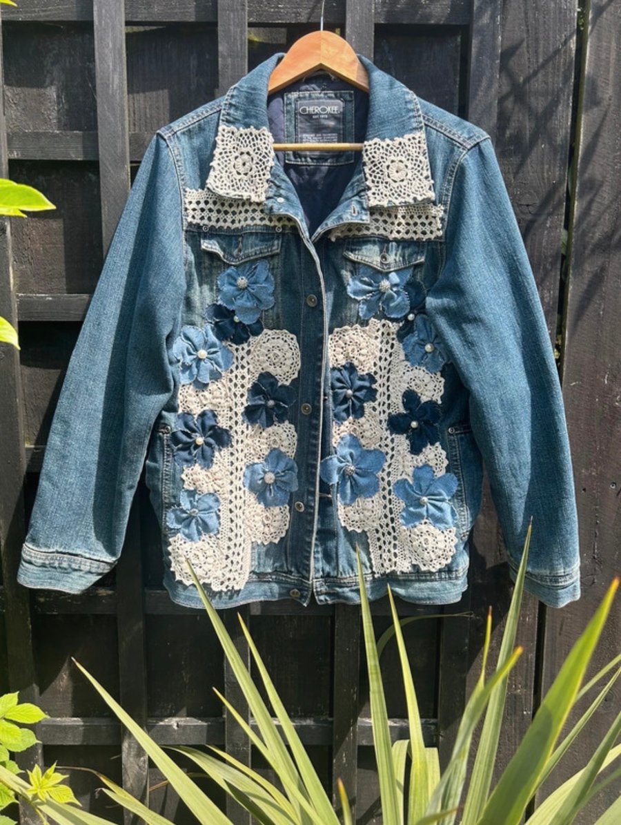 Vintage style denim jacket Size 12