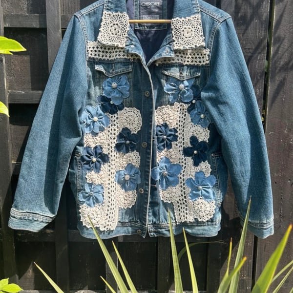 Vintage style denim jacket Size 12