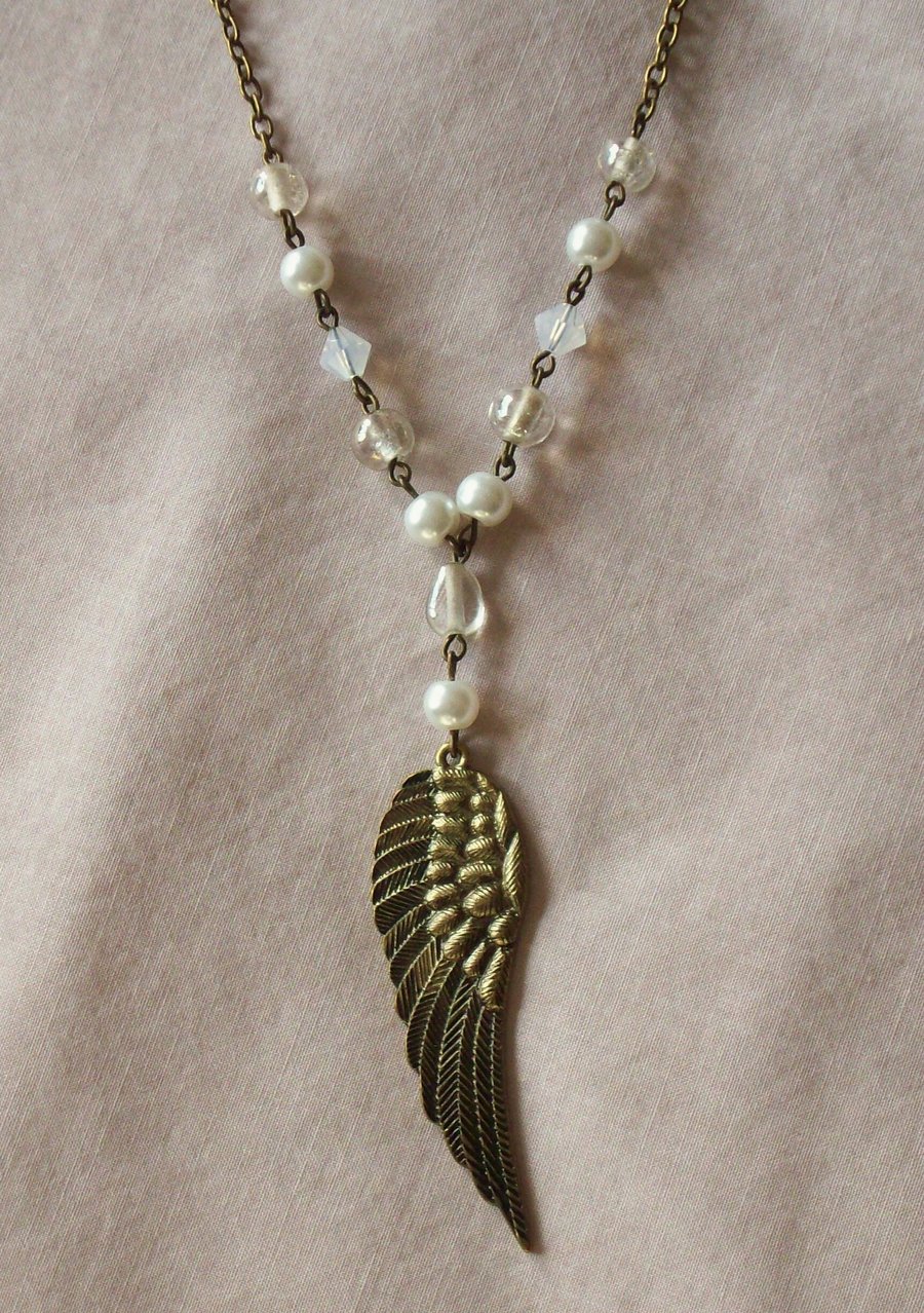 Angel wing necklace
