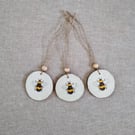 Bee hanging tags set of 3