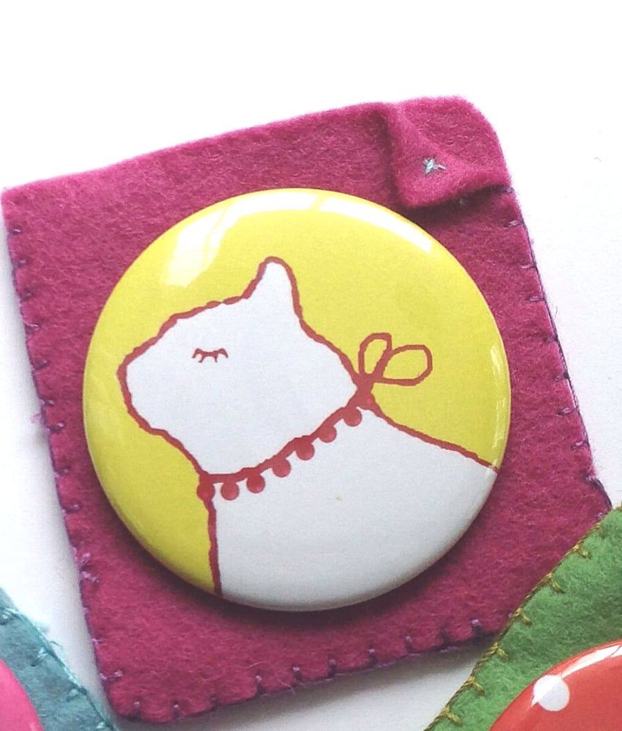 Mirror, Cat Pocket Mirror In Yellow With Felt Pouch