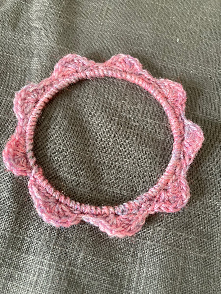 Crochet bracelet 