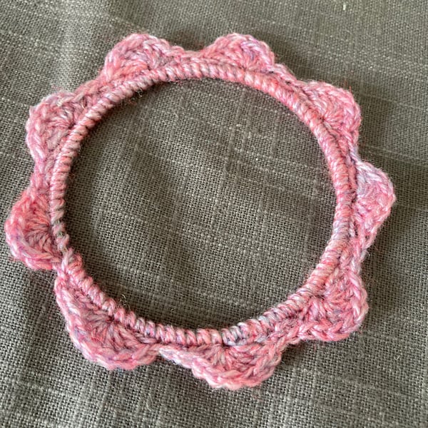 Crochet bracelet 
